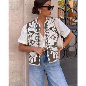 Zara contrast embroidered vest 6895/054